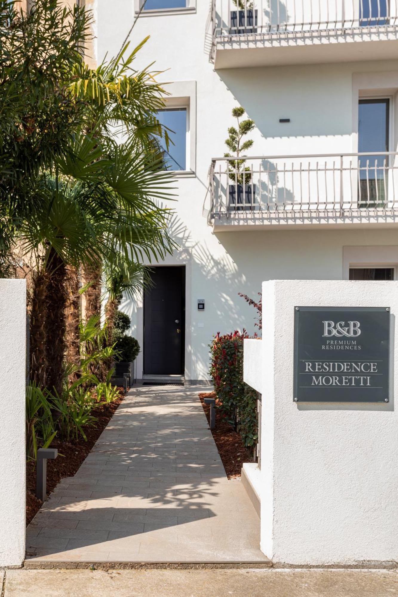 אודינה Residence Moretti Piano Terra מראה חיצוני תמונה
